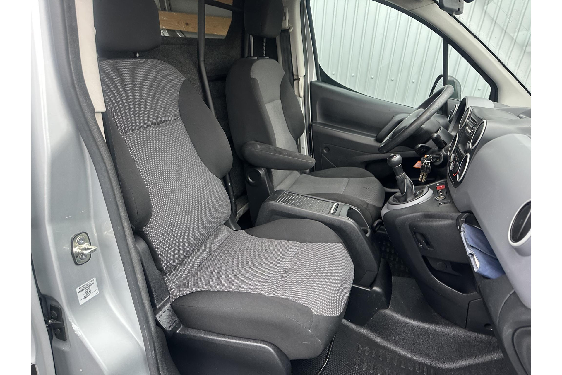 Peugeot Partner 120 1.6 BlueHDi 75 L1 Premium*AIRCO*CRUISE*PDC*